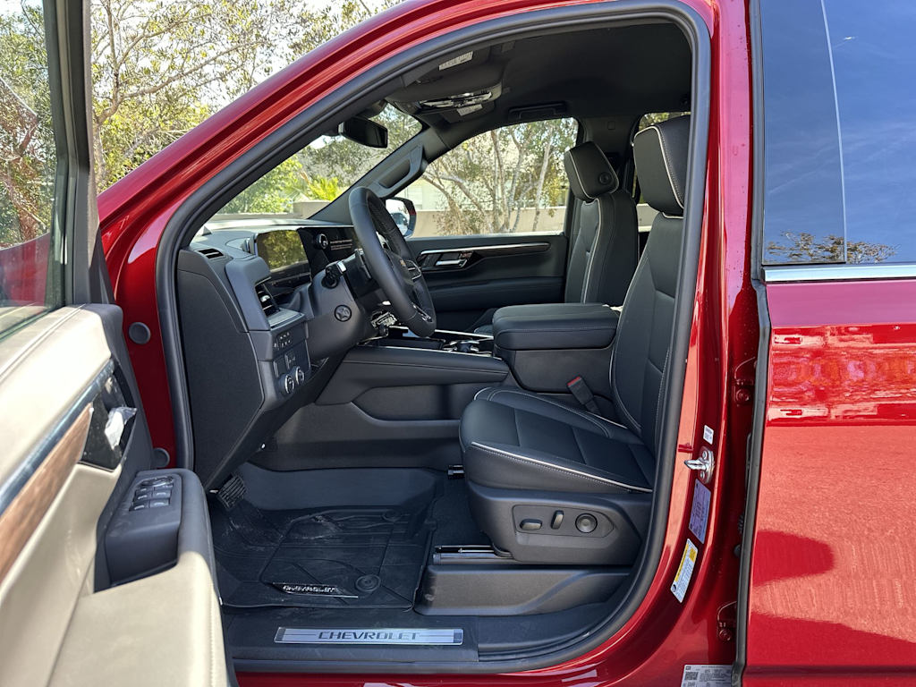 Thumbnail: 2026 Chevrolet Tahoe - 11