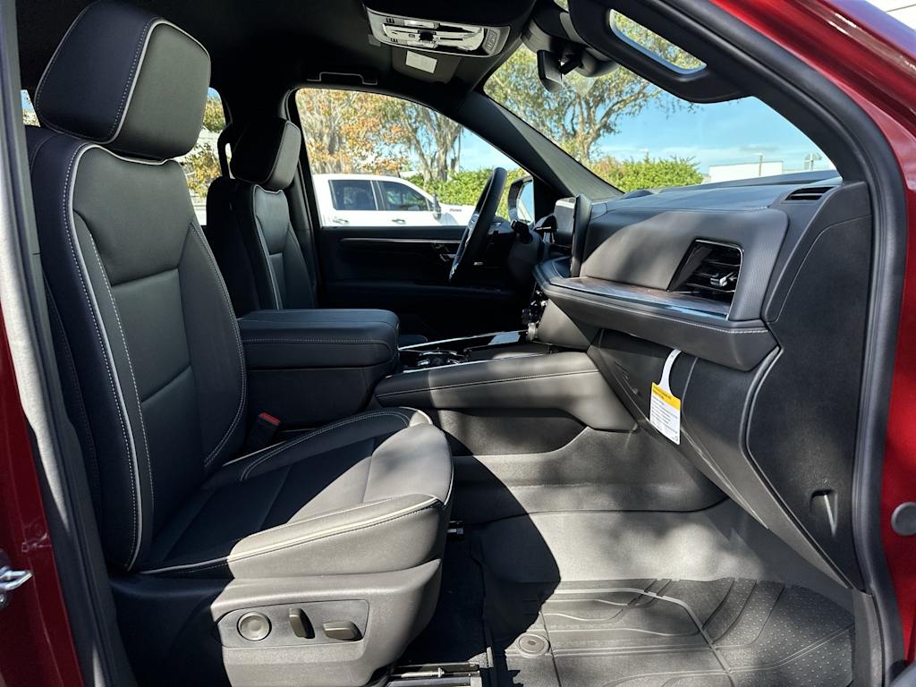 Thumbnail: 2026 Chevrolet Tahoe - 24