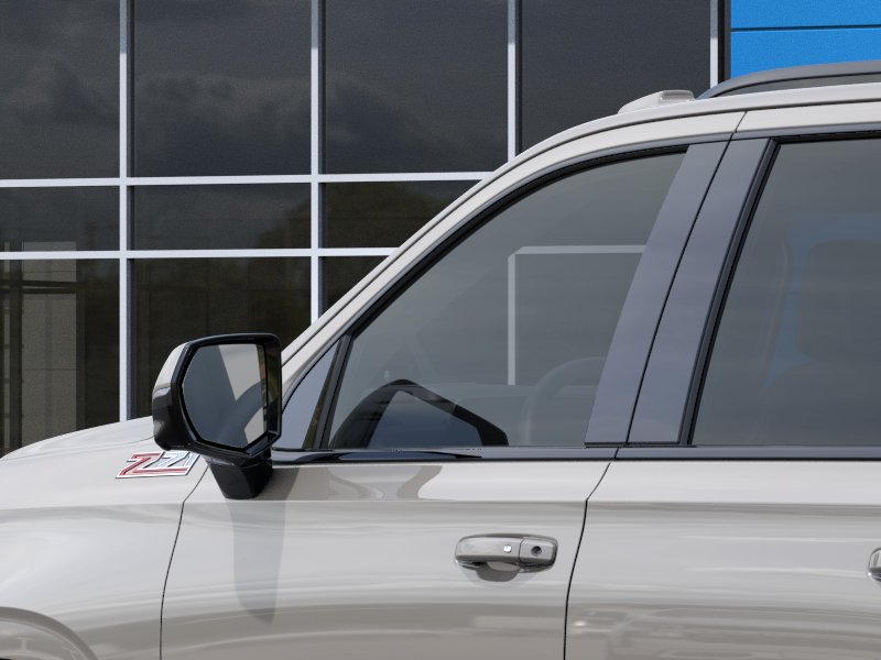 Thumbnail: 2027 Chevrolet Suburban - 19