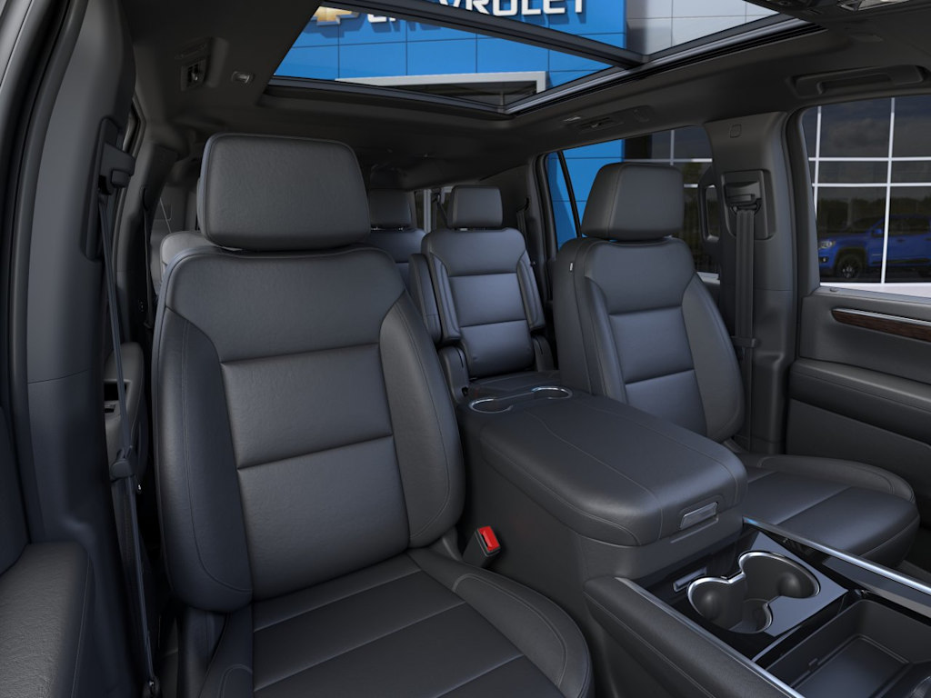 Thumbnail: 2026 Chevrolet Suburban - 7