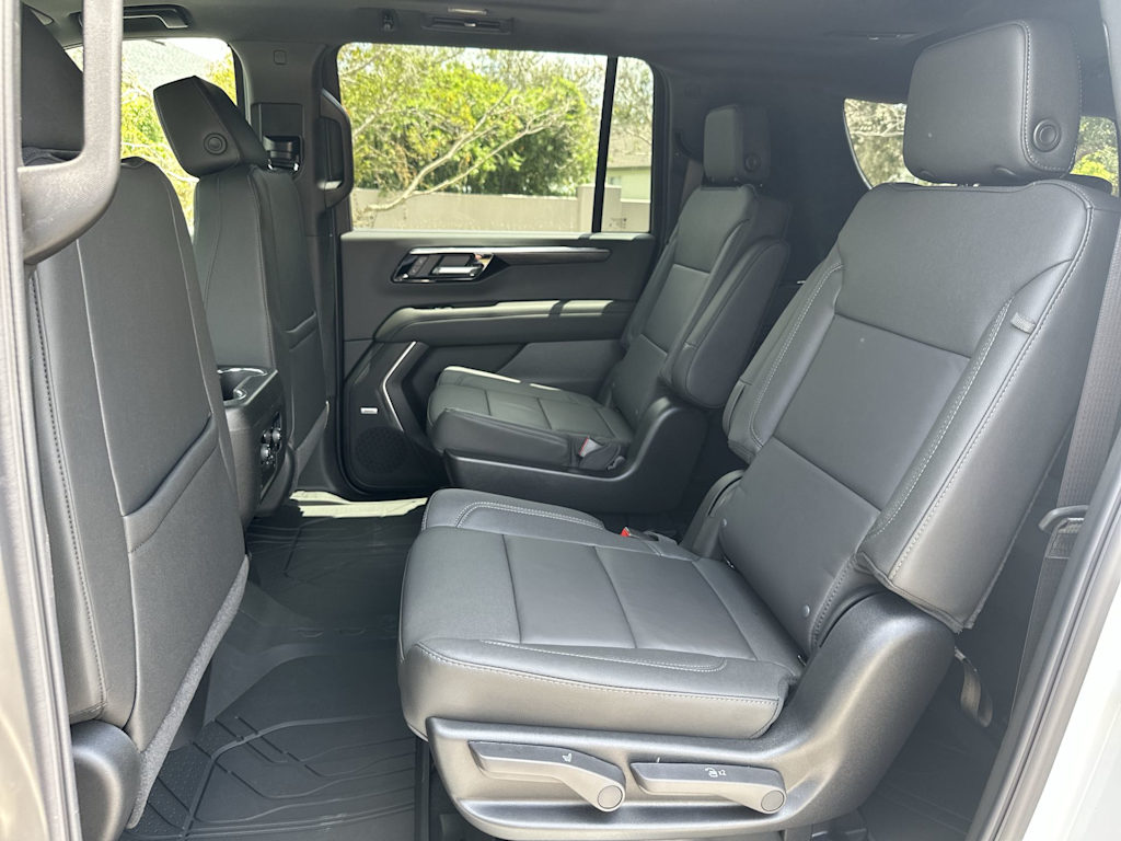 Thumbnail: 2026 Chevrolet Suburban - 12