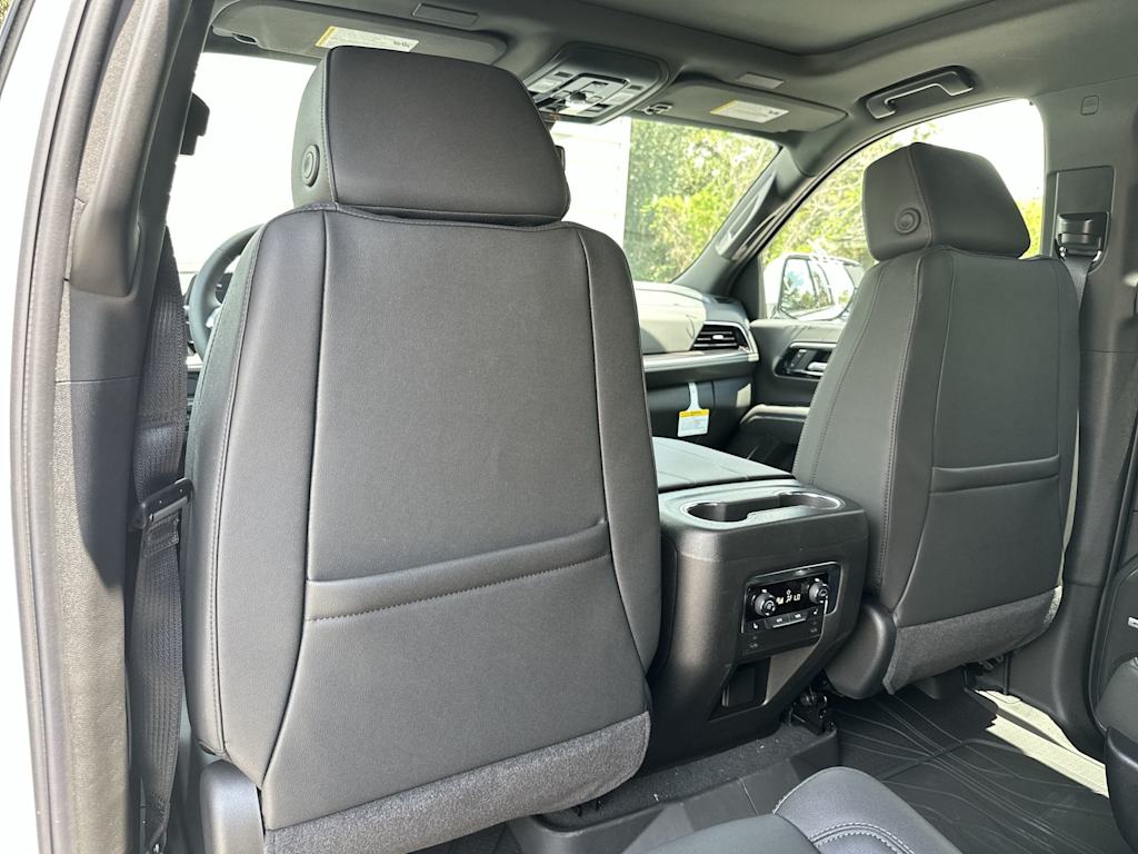 Thumbnail: 2026 Chevrolet Suburban - 16
