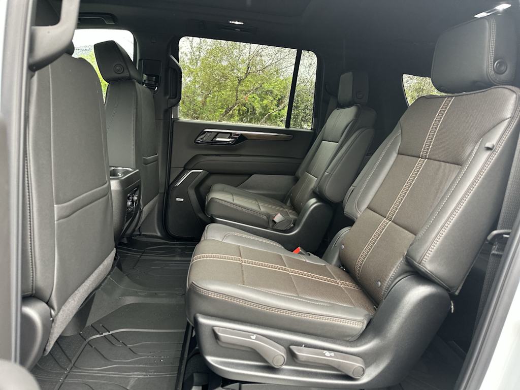 Thumbnail: 2026 Chevrolet Suburban - 13