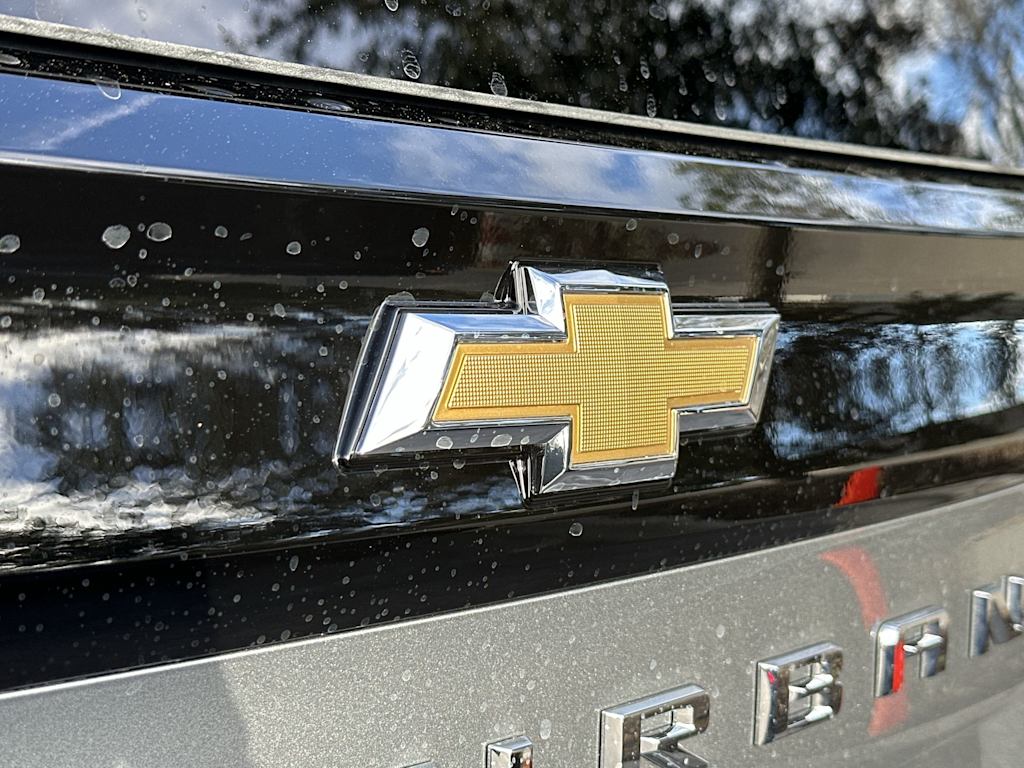Thumbnail: 2026 Chevrolet Suburban - 7