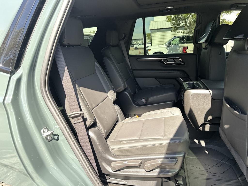 Thumbnail: 2026 Chevrolet Tahoe - 25