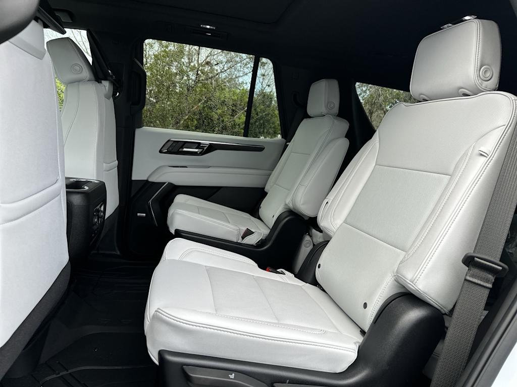 Thumbnail: 2026 Chevrolet Tahoe - 12