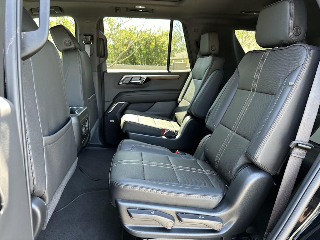 Thumbnail: 2026 Chevrolet Tahoe - 11