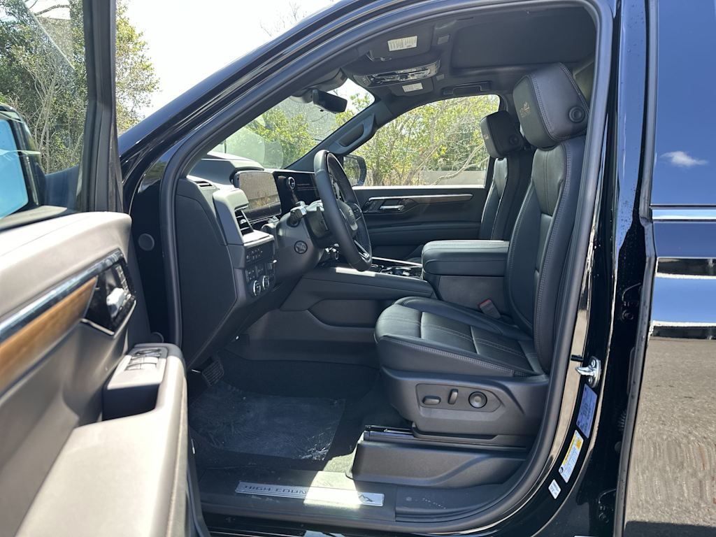 Thumbnail: 2026 Chevrolet Tahoe - 9
