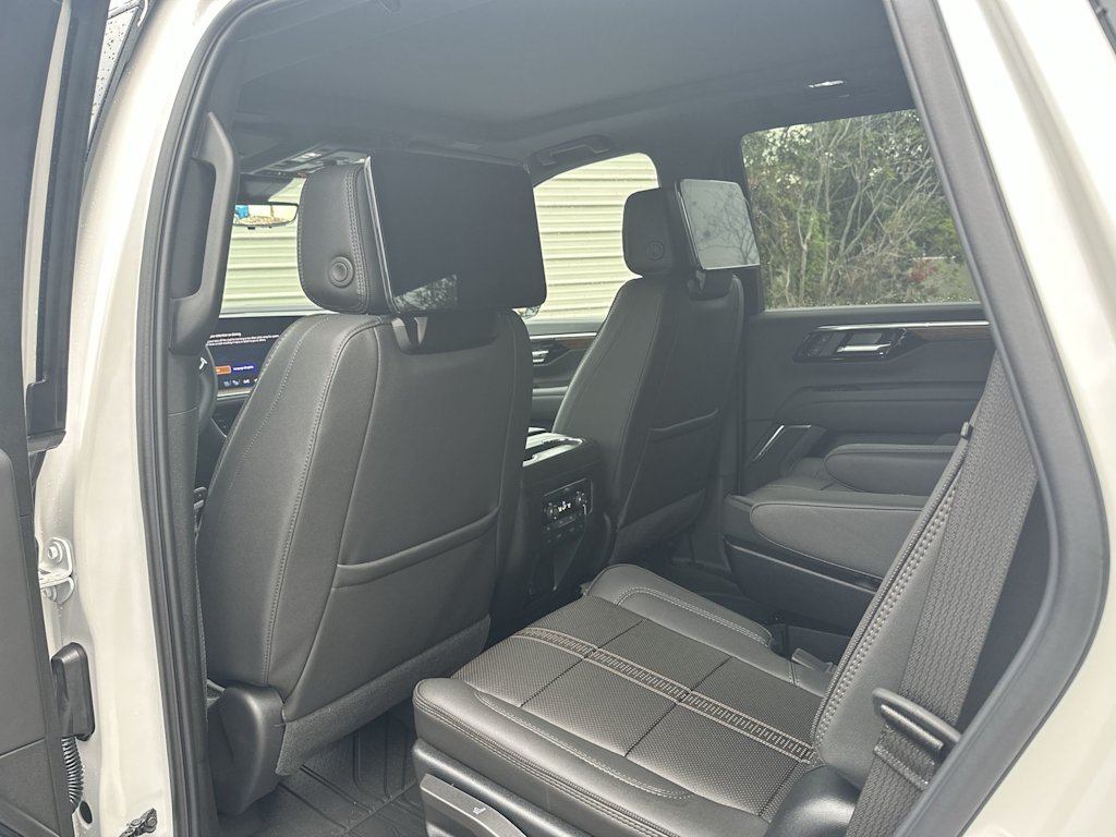 Thumbnail: 2025 Chevrolet Tahoe - 13