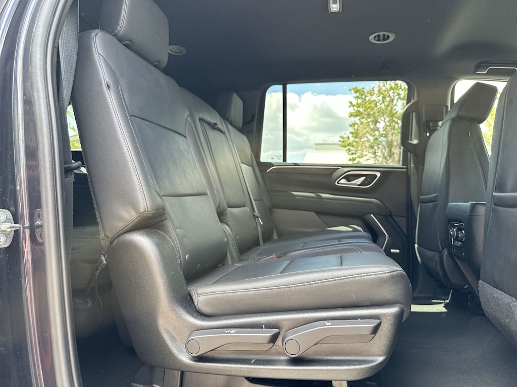 Thumbnail: 2024 Chevrolet Suburban - 24