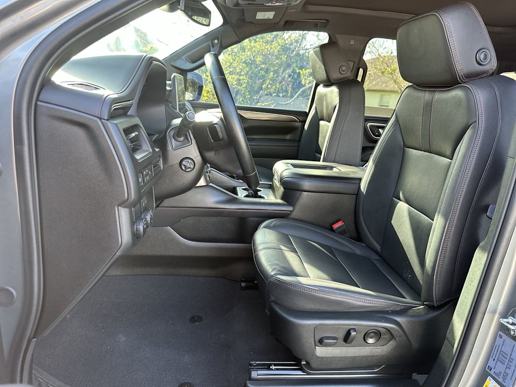 Thumbnail: 2024 Chevrolet Suburban - 10