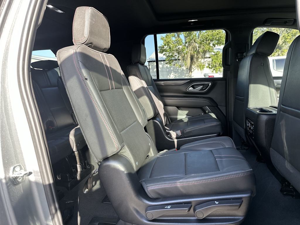 Thumbnail: 2024 Chevrolet Suburban - 24