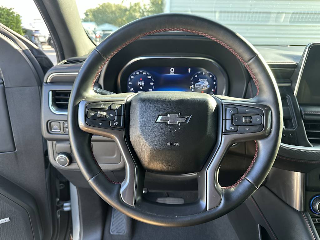 Thumbnail: 2024 Chevrolet Suburban - 9