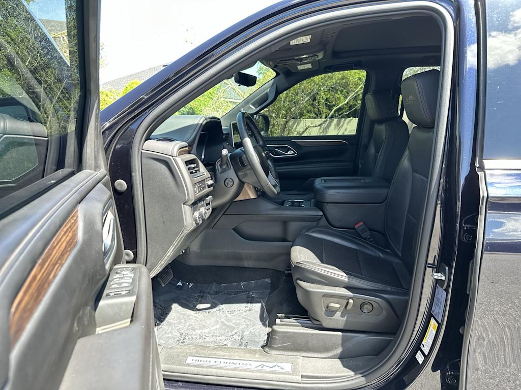 Thumbnail: 2023 Chevrolet Suburban - 10