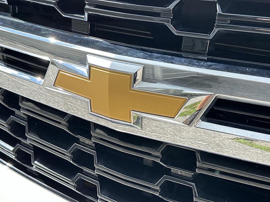 Thumbnail: 2023 Chevrolet Tahoe - 7