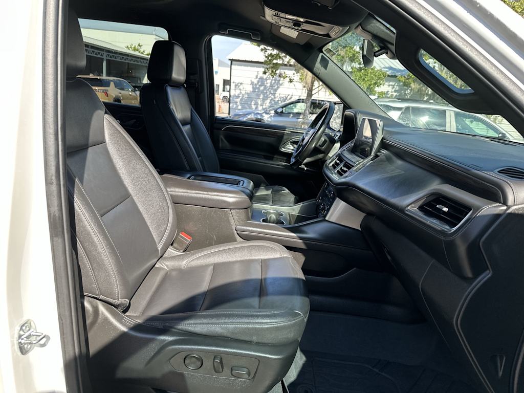 Thumbnail: 2022 Chevrolet Tahoe - 26