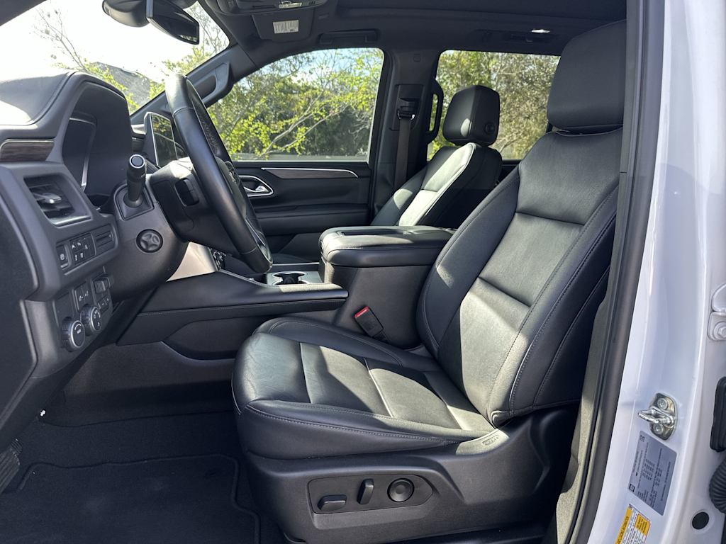Thumbnail: 2023 Chevrolet Tahoe - 12