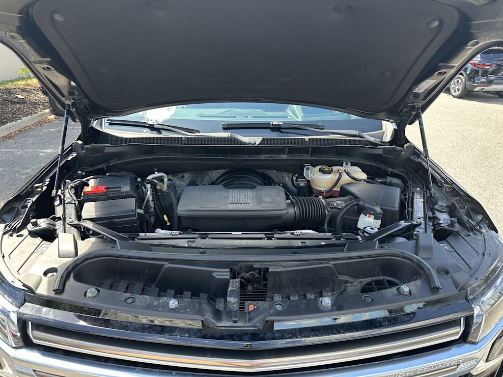 Thumbnail: 2022 Chevrolet Tahoe - 9