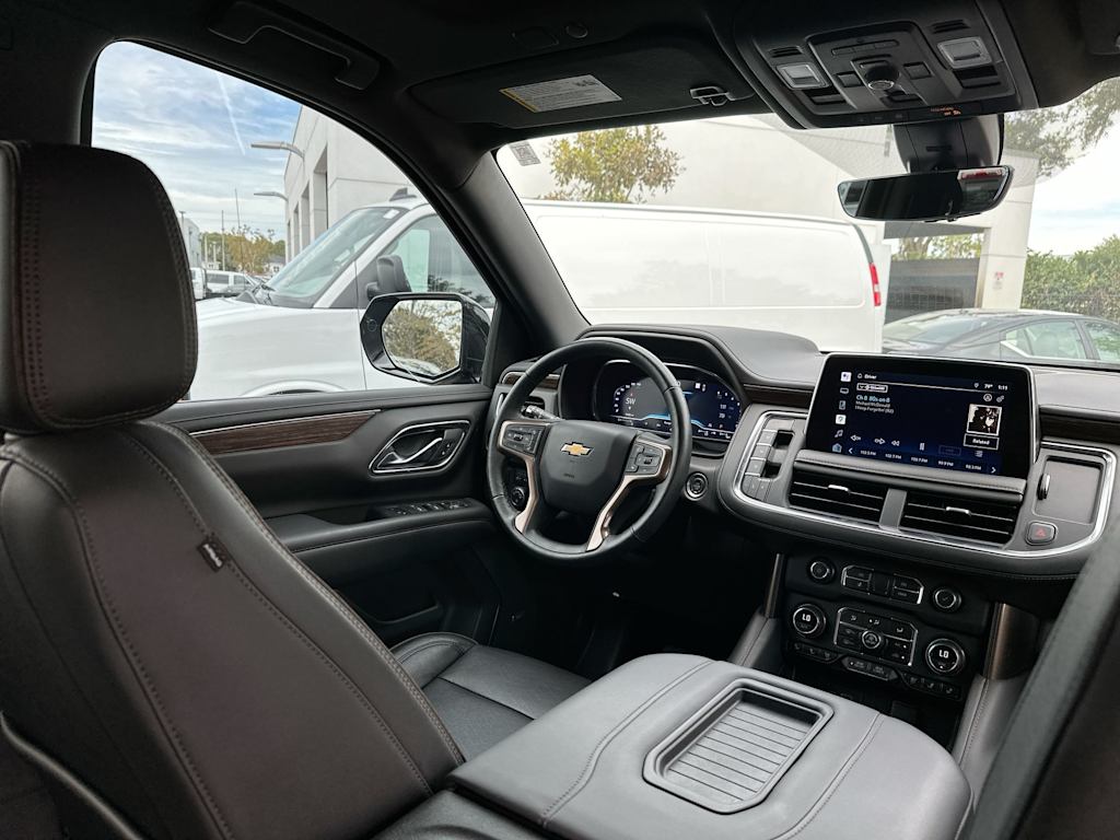 Thumbnail: 2022 Chevrolet Tahoe - 14