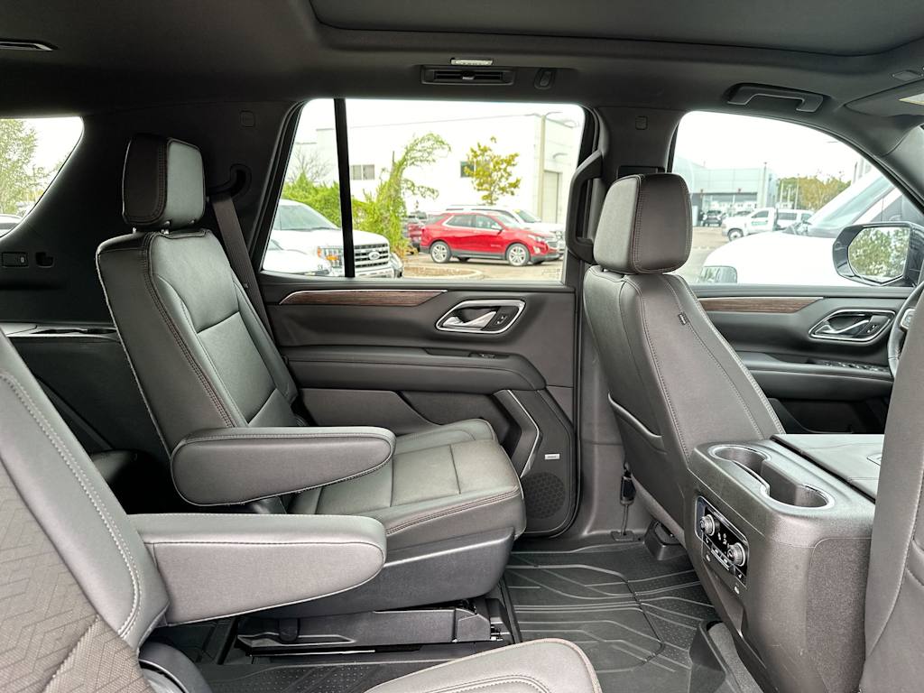 Thumbnail: 2022 Chevrolet Tahoe - 28