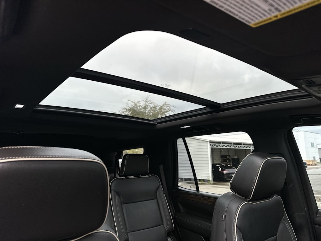 Thumbnail: 2023 Chevrolet Tahoe - 24