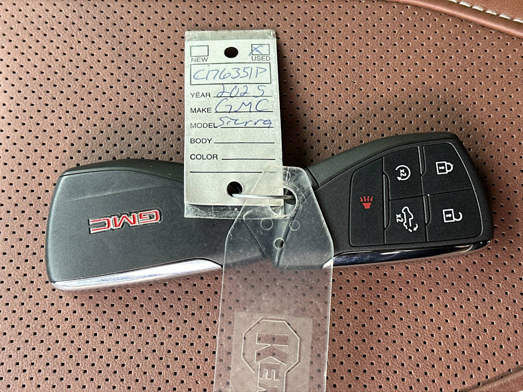 Thumbnail: 2025 GMC Sierra 3500 - 18