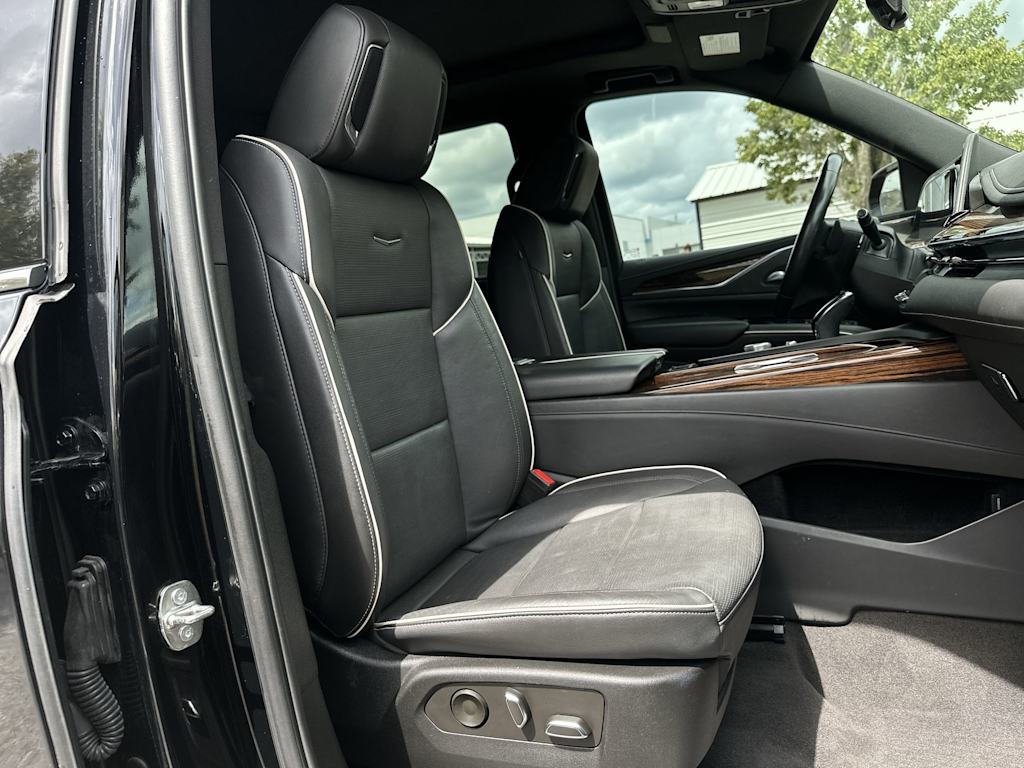 Thumbnail: 2023 Cadillac Escalade - 27