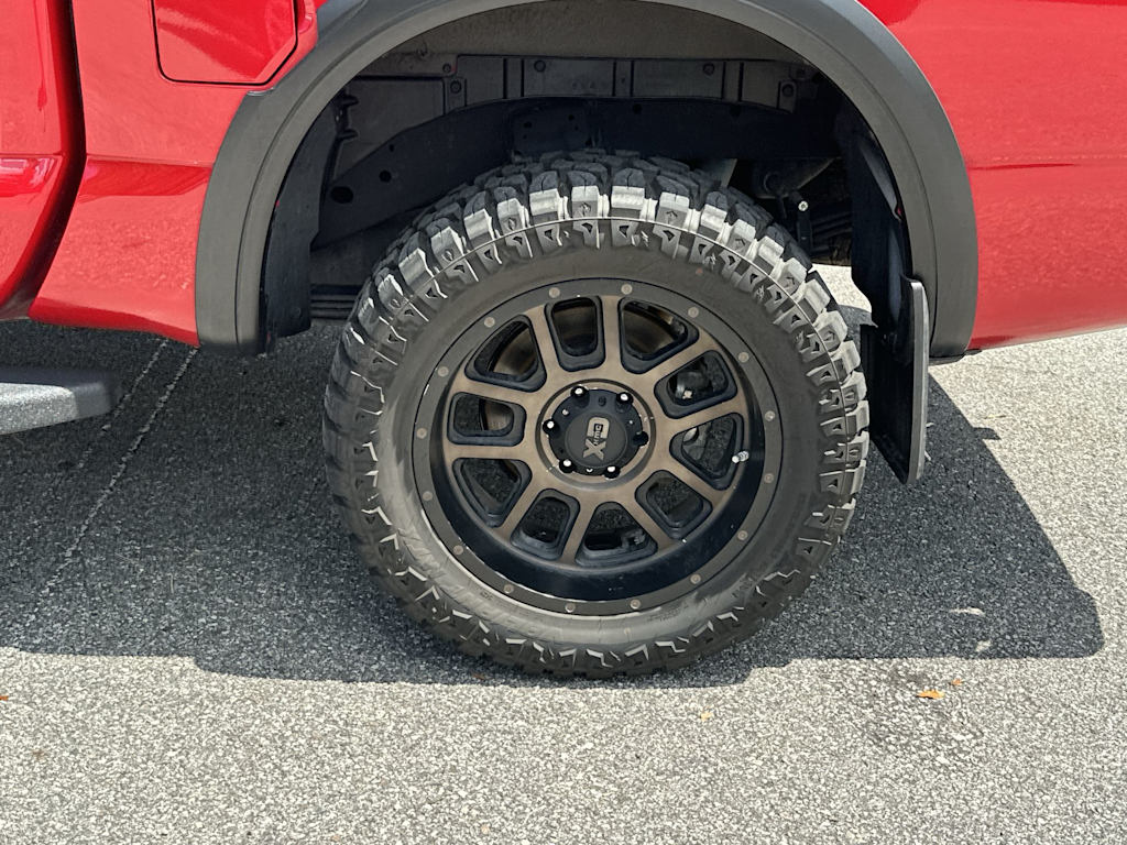 Thumbnail: 2023 Nissan Titan - 8