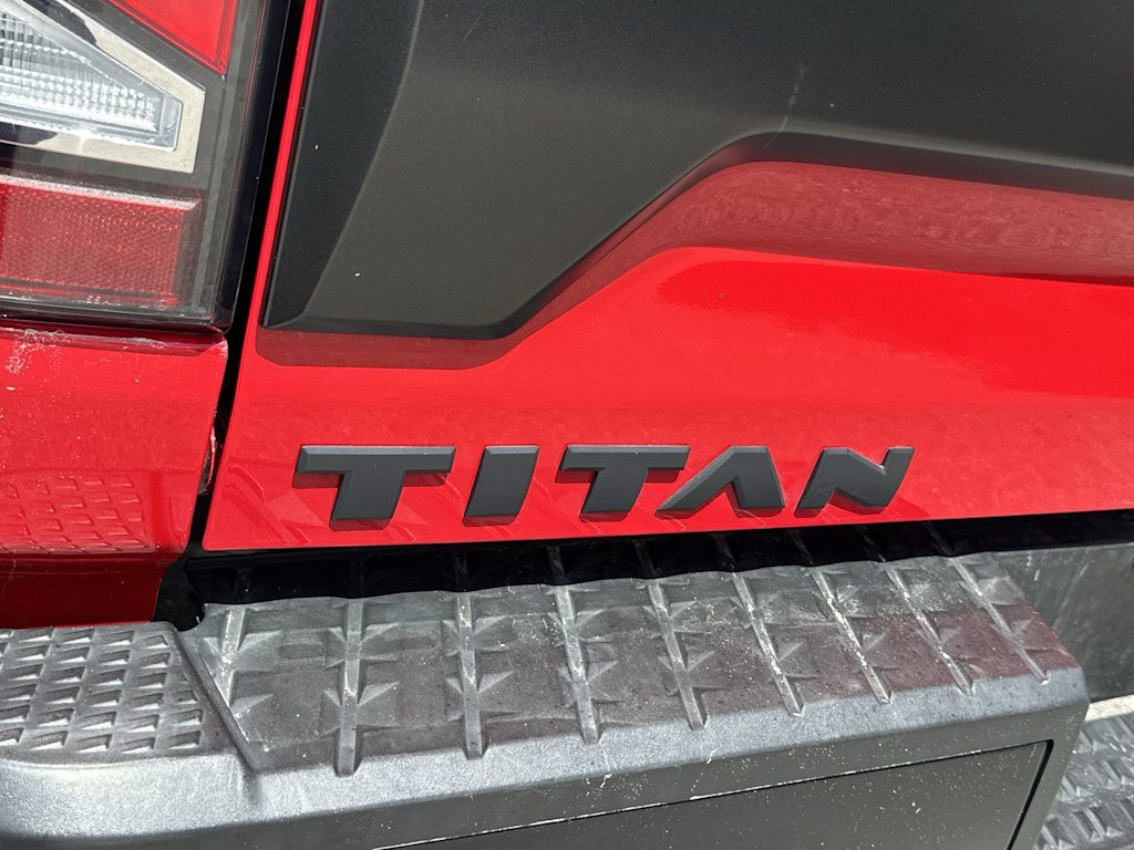 Thumbnail: 2023 Nissan Titan - 24