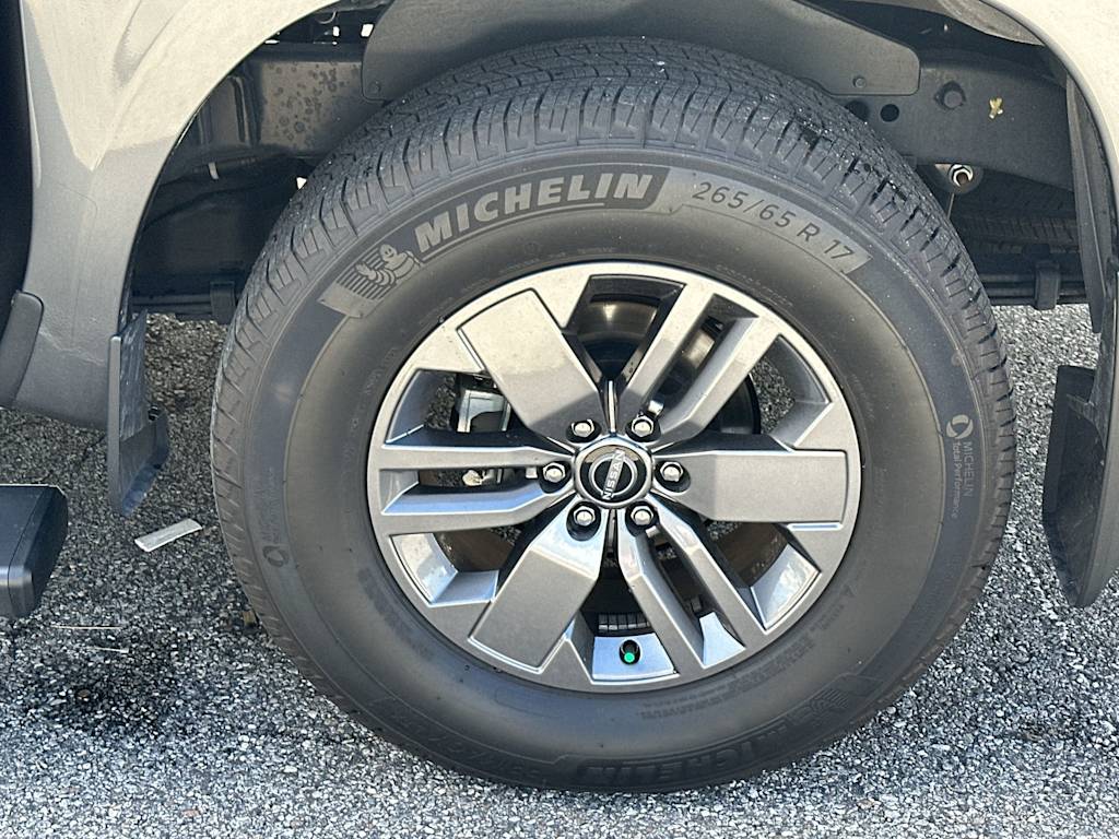 Thumbnail: 2026 Nissan Frontier - 8