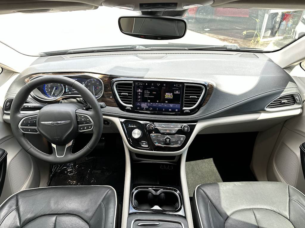 Thumbnail: 2023 Chrysler Pacifica - 2