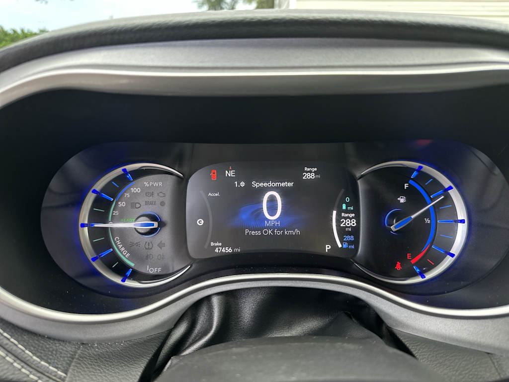 Thumbnail: 2024 Chrysler Pacifica - 15