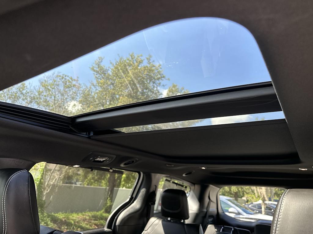 Thumbnail: 2023 Chrysler Pacifica - 24