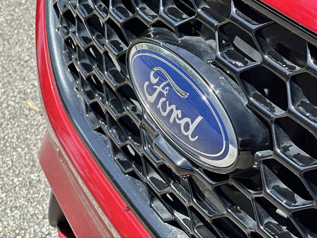 Thumbnail: 2019 Ford Edge - 7