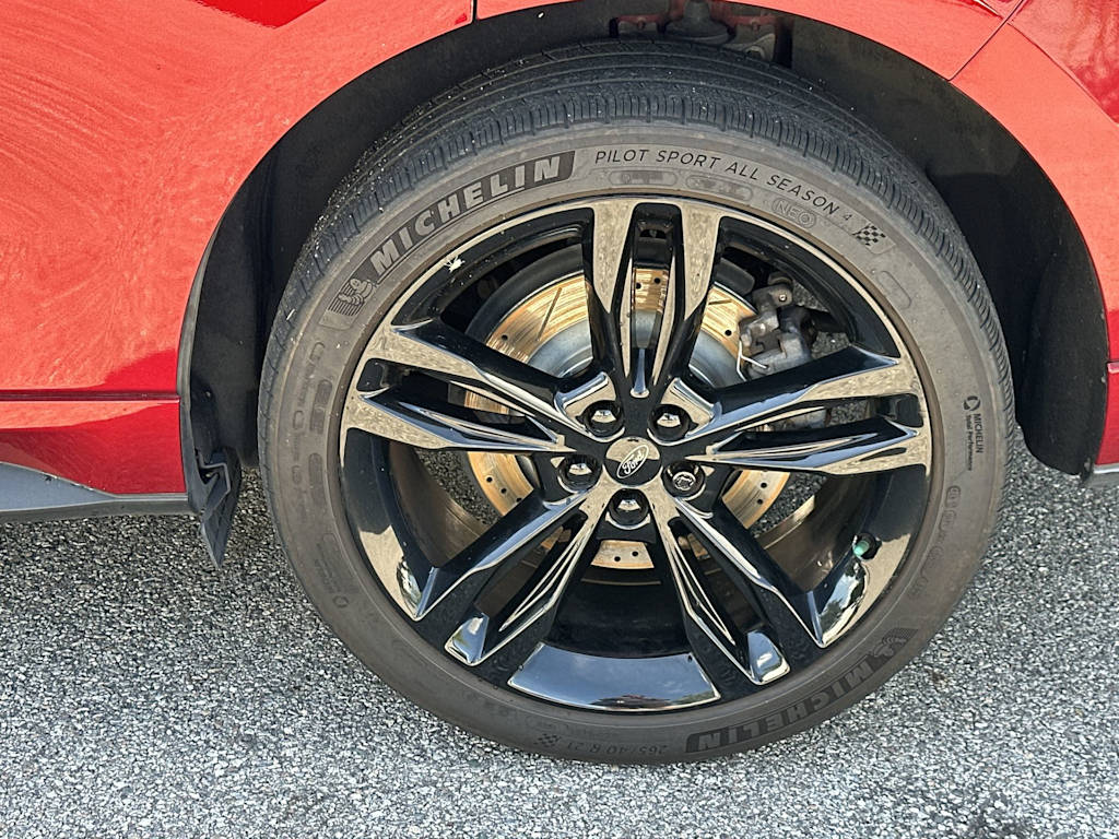 Thumbnail: 2019 Ford Edge - 8