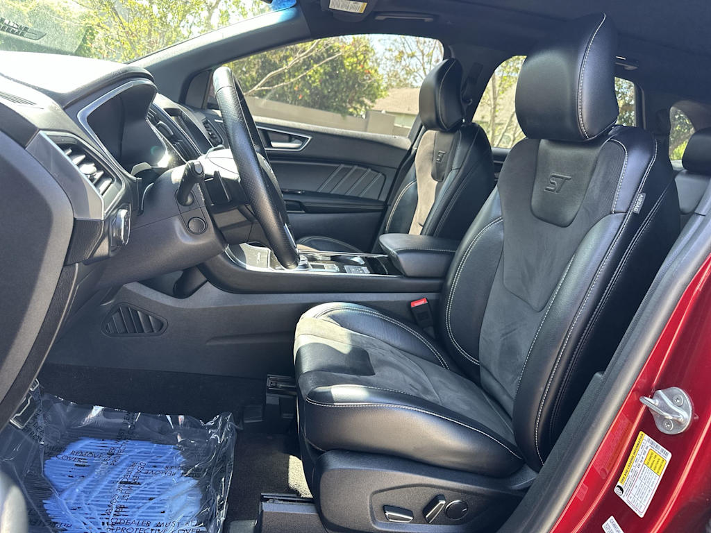 Thumbnail: 2019 Ford Edge - 12
