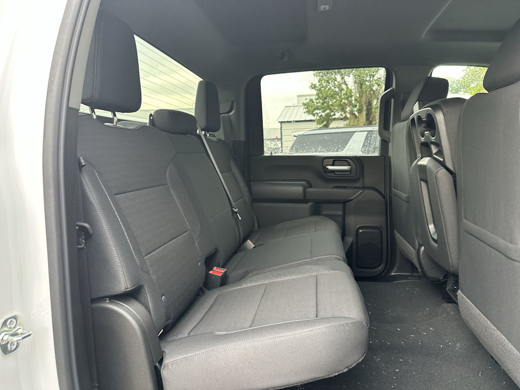 Thumbnail: 2026 Chevrolet Silverado 2500 - 26