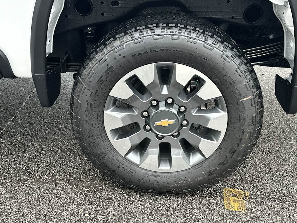 Thumbnail: 2026 Chevrolet Silverado 2500 - 8
