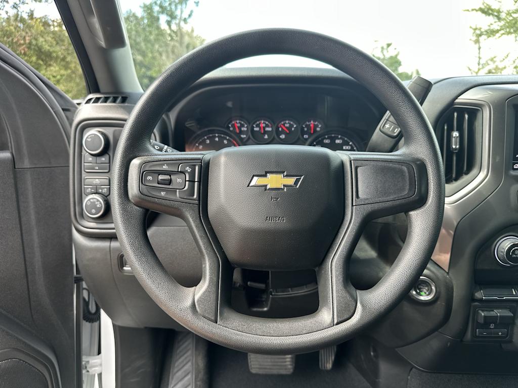 Thumbnail: 2025 Chevrolet Silverado 2500 - 10