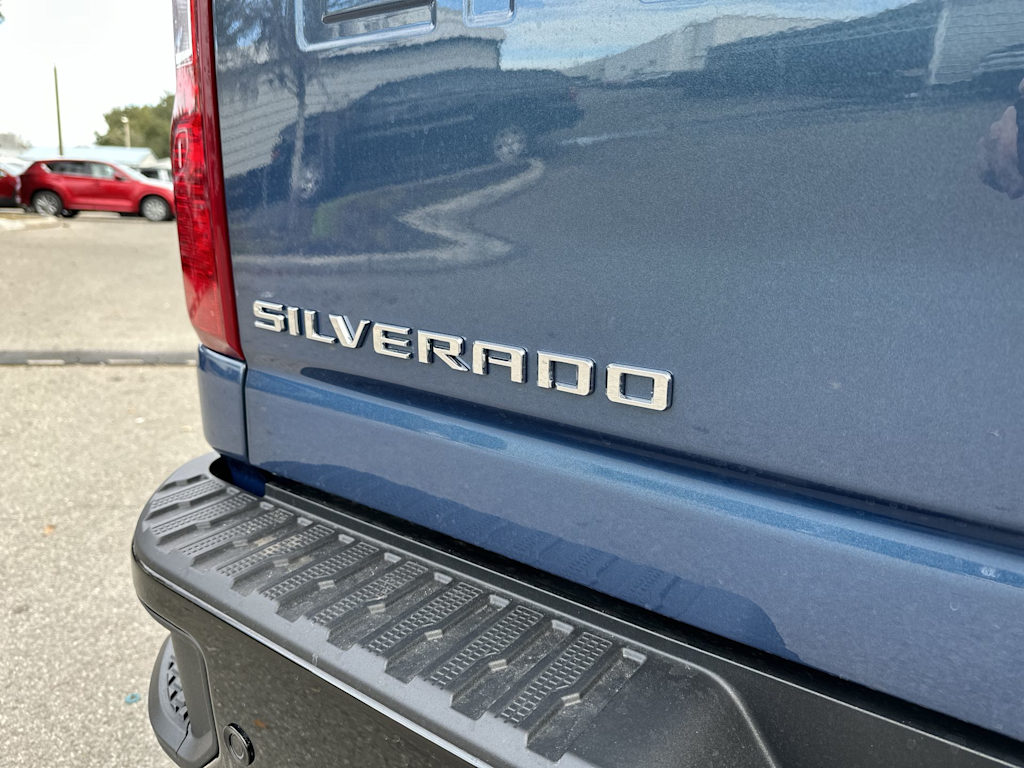 Thumbnail: 2026 Chevrolet Silverado 2500 - 7