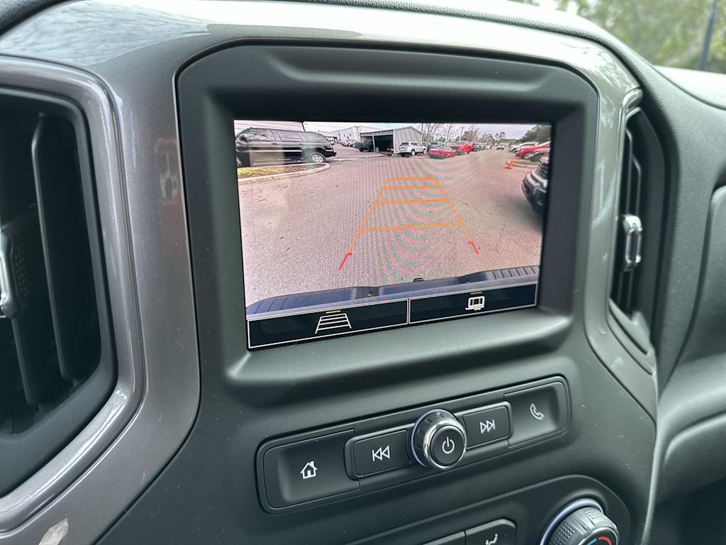 Thumbnail: 2026 Chevrolet Silverado 2500 - 26