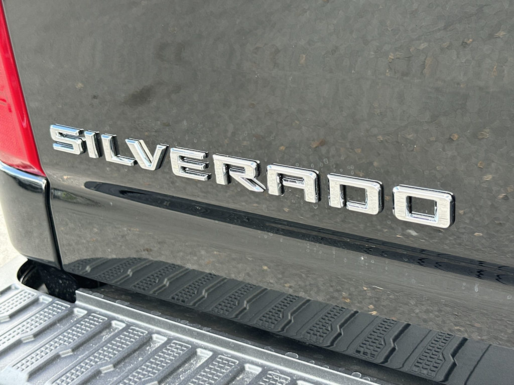 Thumbnail: 2026 Chevrolet Silverado 2500 - 7