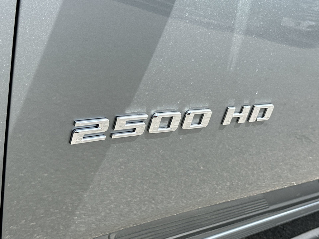 Thumbnail: 2026 Chevrolet Silverado 2500 - 22