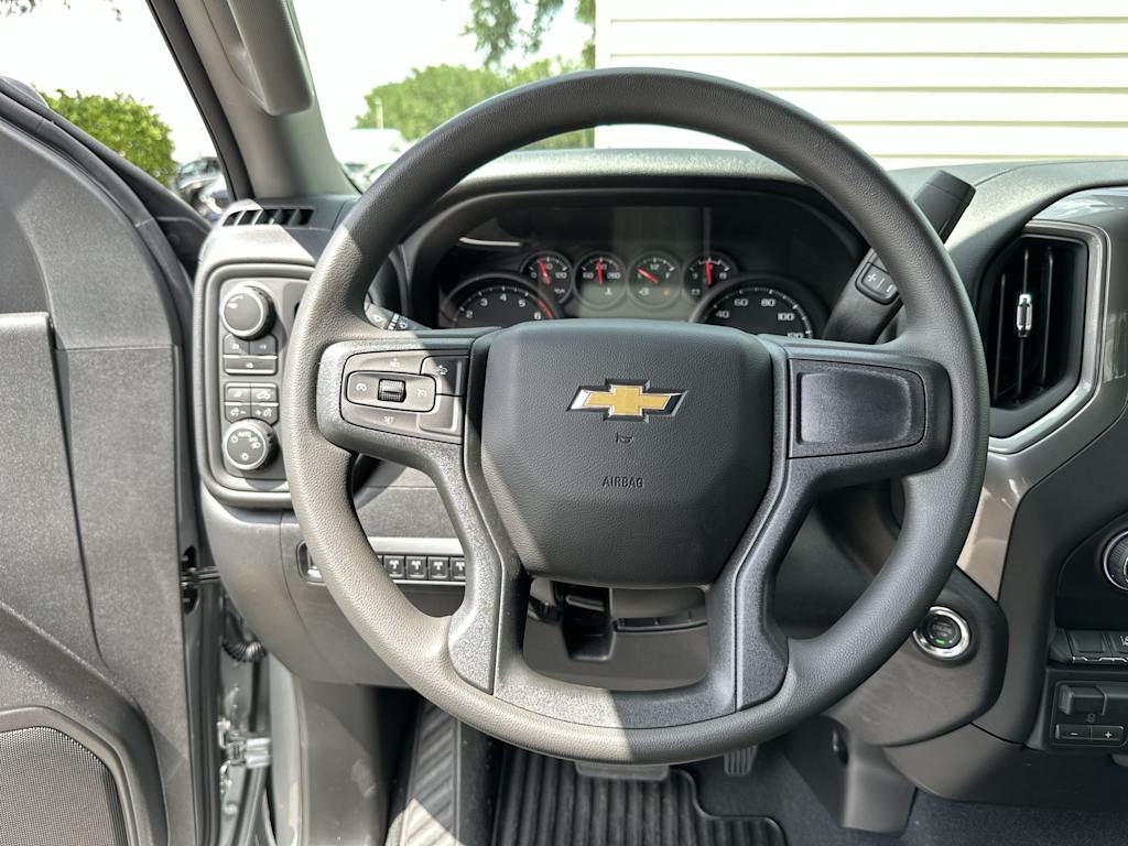 Thumbnail: 2026 Chevrolet Silverado 2500 - 10