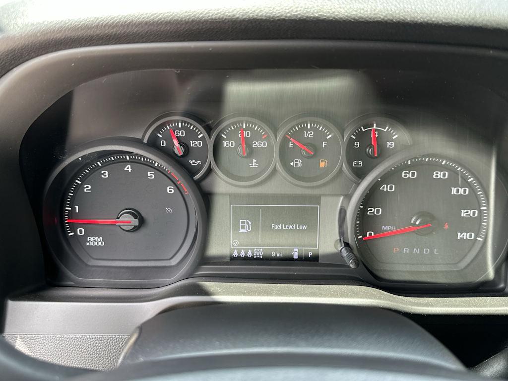 Thumbnail: 2026 Chevrolet Silverado 2500 - 27