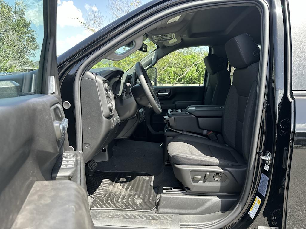 Thumbnail: 2026 Chevrolet Silverado 2500 - 10
