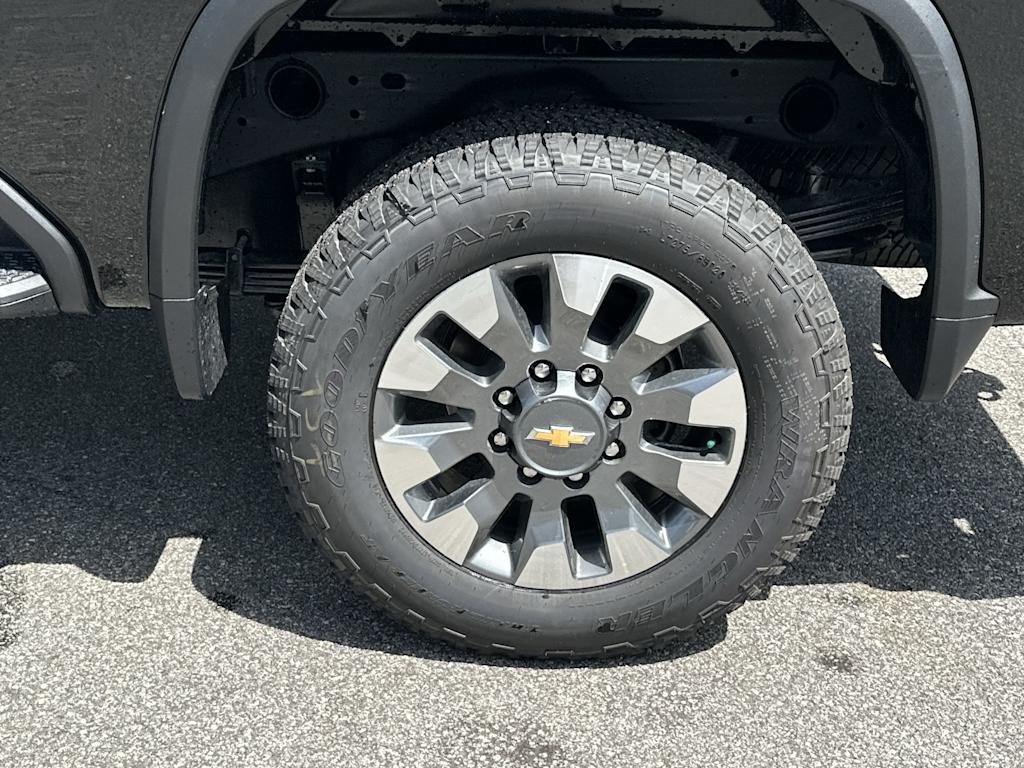 Thumbnail: 2026 Chevrolet Silverado 2500 - 7