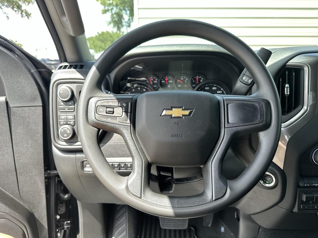 Thumbnail: 2026 Chevrolet Silverado 2500 - 9