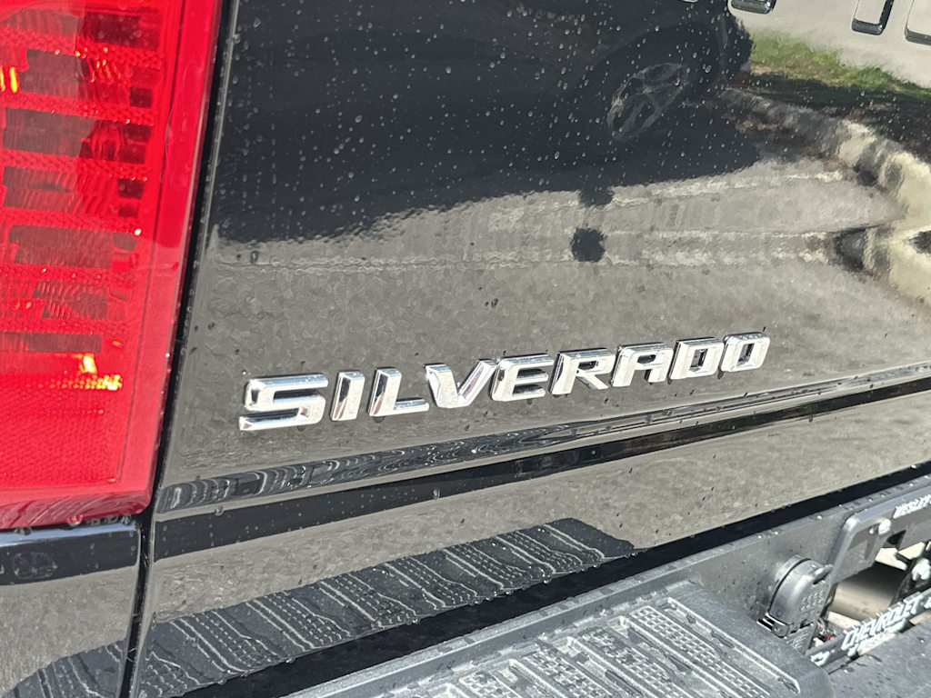 Thumbnail: 2026 Chevrolet Silverado 2500 - 23