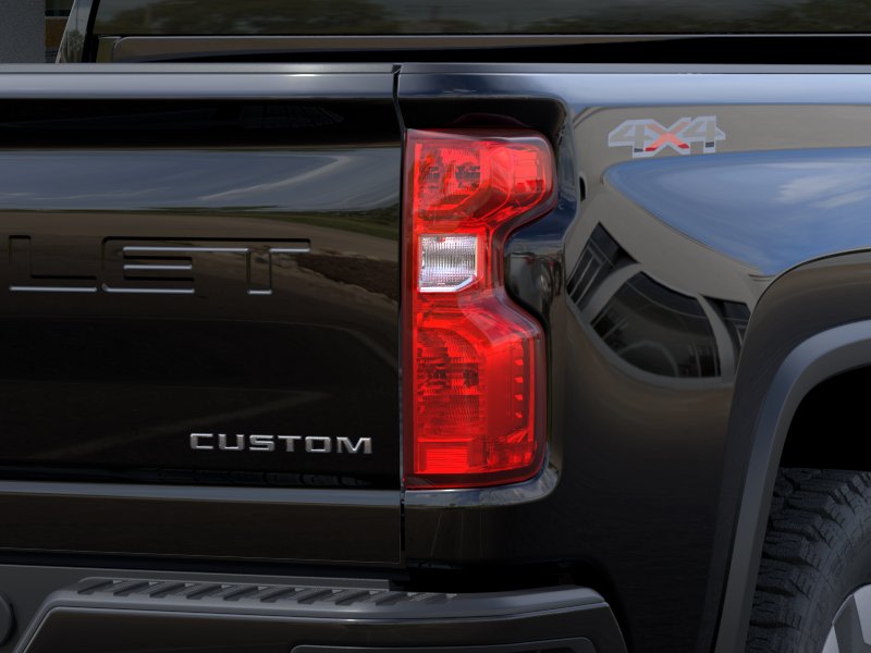 Thumbnail: 2026 Chevrolet Silverado 2500 - 17